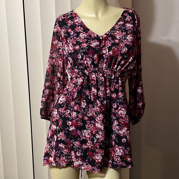 Isabel Maternity by Ingrid & Isabel Tops - Maternity Medium Isabel Long Sleeve Floral Baby Doll Top Floral New with tags